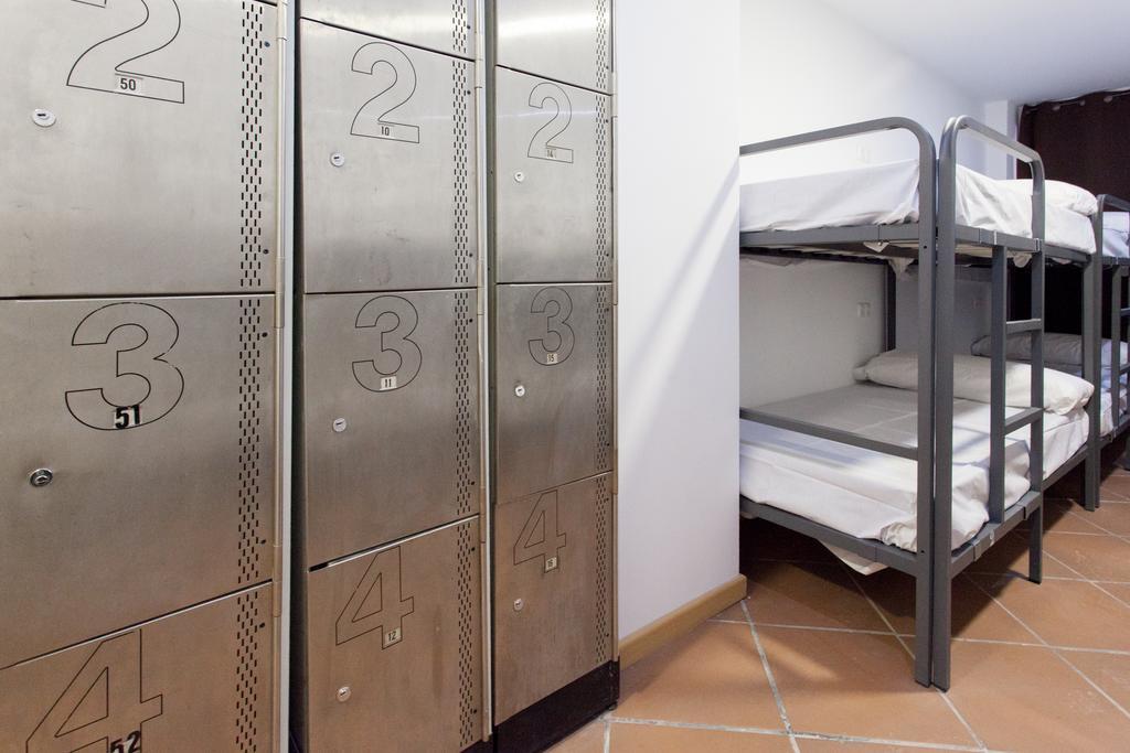 Galaxystar Hostel Barcelona Zewnętrze zdjęcie